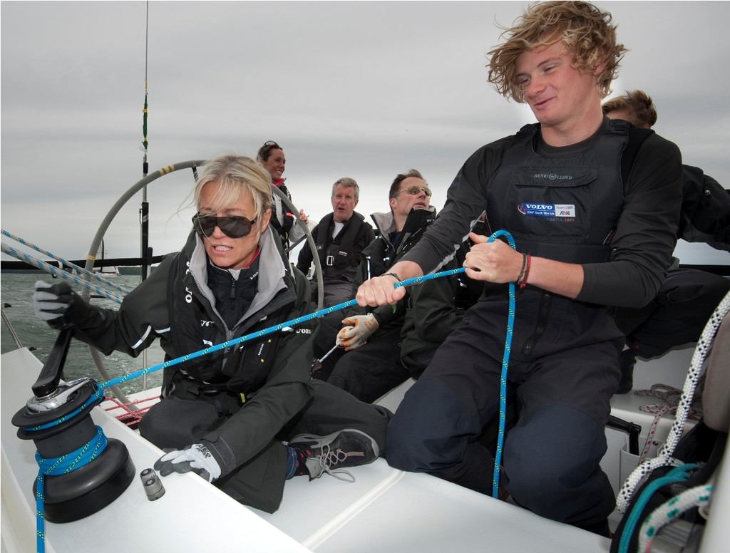 Cameron training on Friday afternoon with TV’s Denise Van Outen   © Antony Jones / Lloyd images -